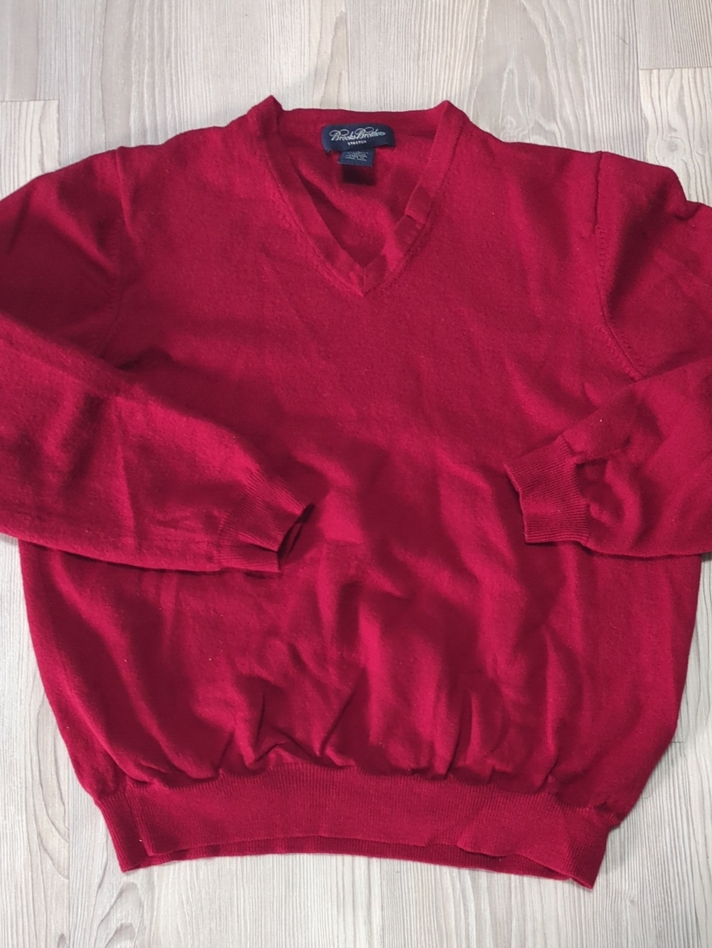 Brooks Brothers Merino Wool V-Neck Sweater Red M Stretch